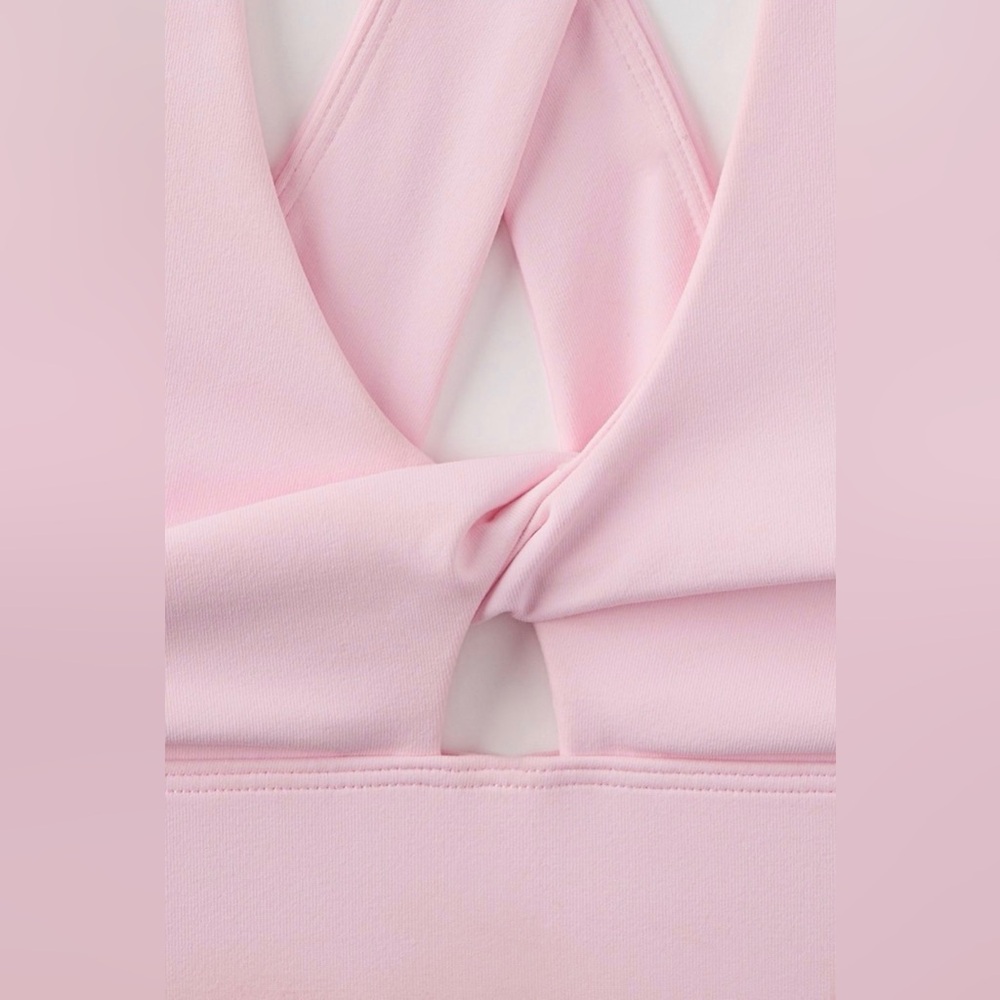 Soft Pink Oasis Twist Medium Impact Sports Bra | L | Fabletics | NWT - Picture 4 of 7